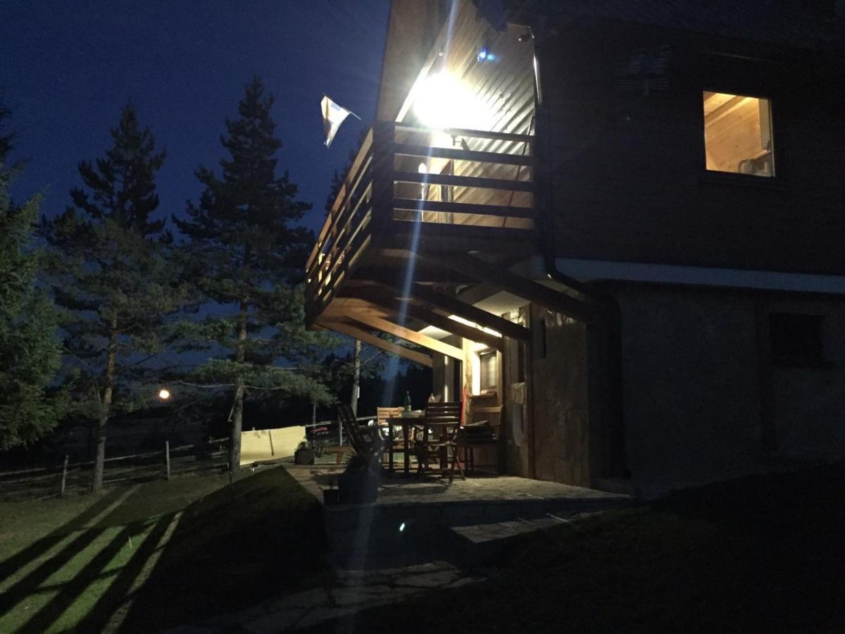 Apartmani Tornik-Planinska Kuca Zdravkovic Dobroselica Esterno foto